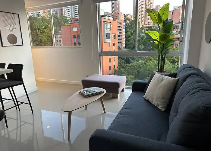 Lujoso Apto En El Poblado-Panoramica De La Ciudad! 1305